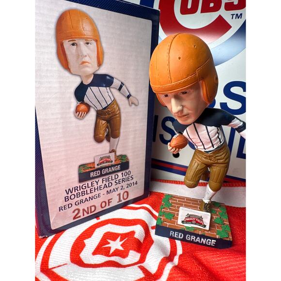 Red Grange 2014 Wrigley Field 100 Illinois 1920 Football Bobblehead Chicago Cubs - Picture 1 of 5